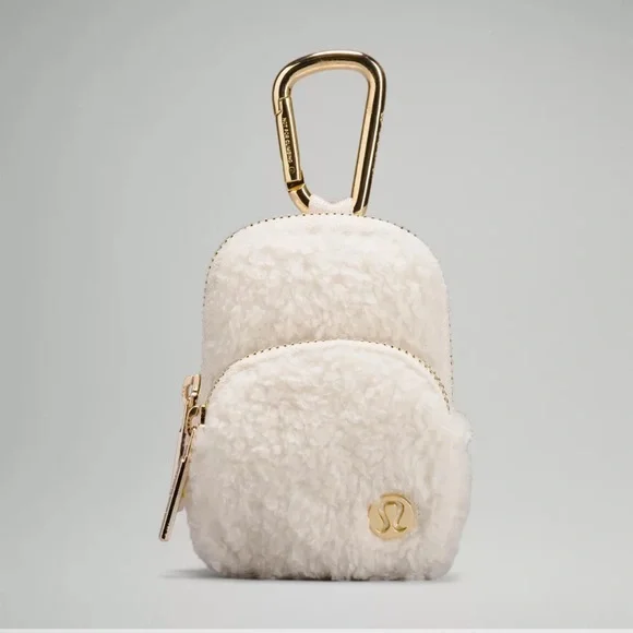 Lululemon Nano Clip-On Backpack Ivory Fleece - Picture 1 of 8